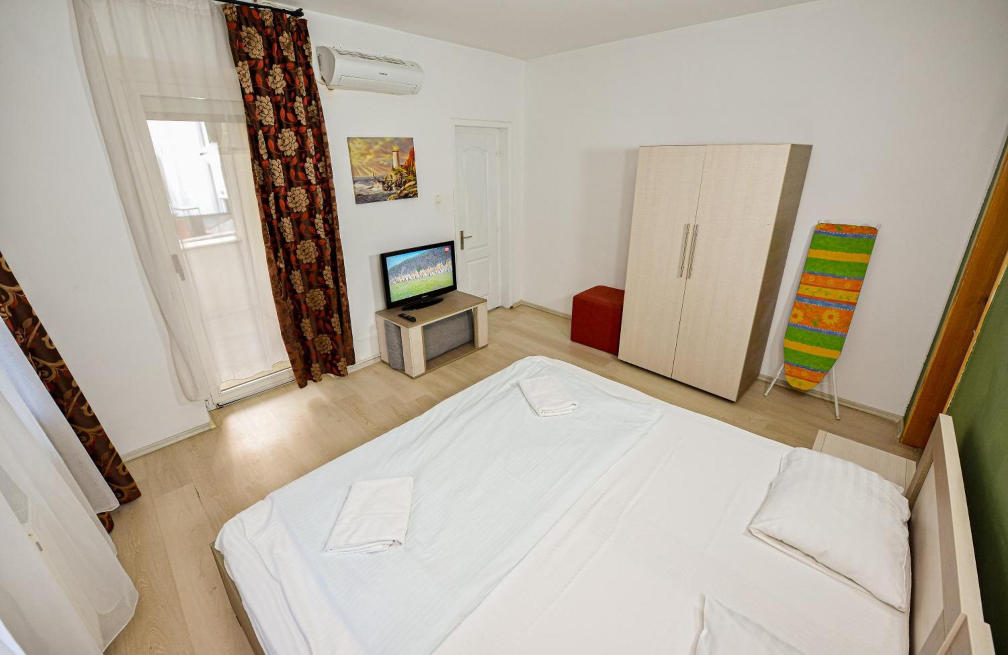 Unirii Suites Bucharest Exterior photo